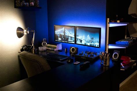 21 Of The Coolest Dual Monitor Setup Youll Ever See Can You Actually
