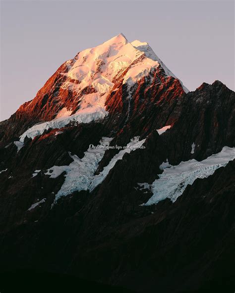 The Last Light Falling Off New Zealands Tallest Mountain Aorakimount
