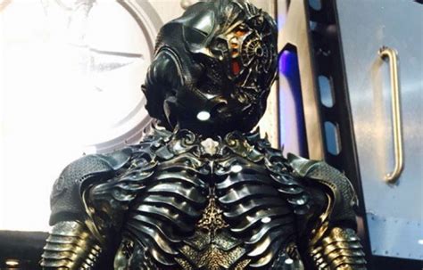 Sdcc Klingon Torchbearer Suit Revealed Treknewsnet