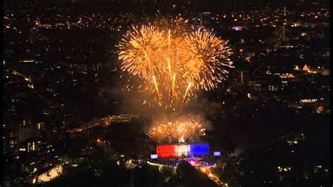 The Queens Diamond Jubilee Concert End Finale Fantastic Fireworks