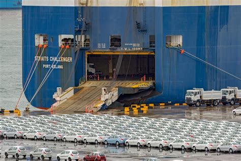 Use our auto transport calculator to find out. What Can Hawaii Car Transport Ship Other Than Cars?