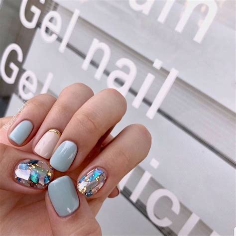 So Pretty Love The Hologram Accent Nails Unghie Idee Unghie Unghie Gel