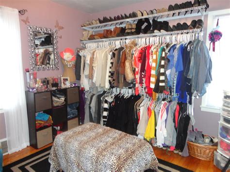 How to turn a bedroom into a closet on a budget. Pin by Sarah Baucco on Home decor | Bedroom turned closet ...