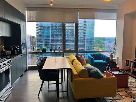 My living room - a studio apartment in DC : CozyPlaces