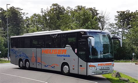 Sobald mehr personen wieder reisen können und wollen, gehen die preise nur noch aufwärts. BUSVERMIETUNG - Heuser Omnibusunternehmen GmbH & Co. KG