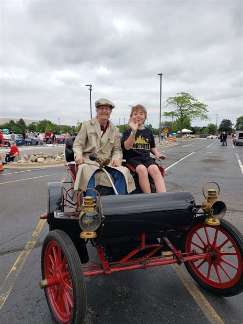 SᑭᗩᖇTY KIDS on Twitter: "What better way to signify Lansing, than our