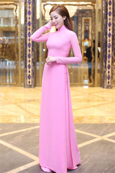 Looking for online definition of ao or what ao stands for? Ao Dai - Vietnam Traditional Clothing | Explore SonDoong Cave