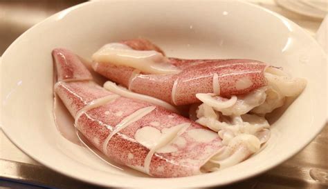 Paccheri con sugo di calamari: la ricetta perfetta per un ...