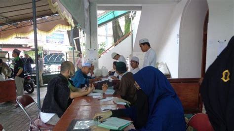 Saya berniat mengeluarkan zakat fitrah untuk diri saya wajib karena allah. Niat Zakat Fitrah untuk Diri Sendiri dan Keluarga Lengkap ...