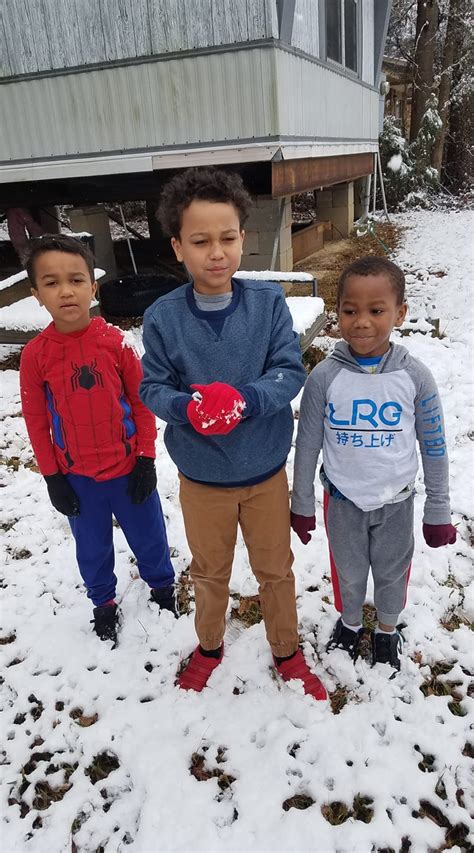 Helps rerun retrieve a runaway sled; SNOW DAY 2021: Show us your snow pics! | KTVE - myarklamiss.com