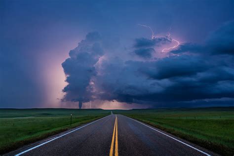Extraordinary Weather Events Caught on Camera | Reader's Digest