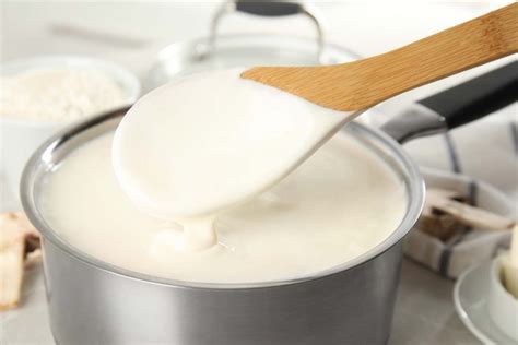 La recette traditionnelle de la sauce béchamel