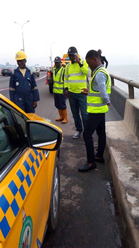 Emergency Officials In Search Of Lady Who Allegedly Jumped Into Lagos Lagoon Premium Times Nigeria
