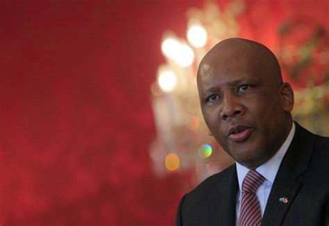 This page aims to give you a broad overview. le-roi-du-lesotho-letsie-iii - Le Vert