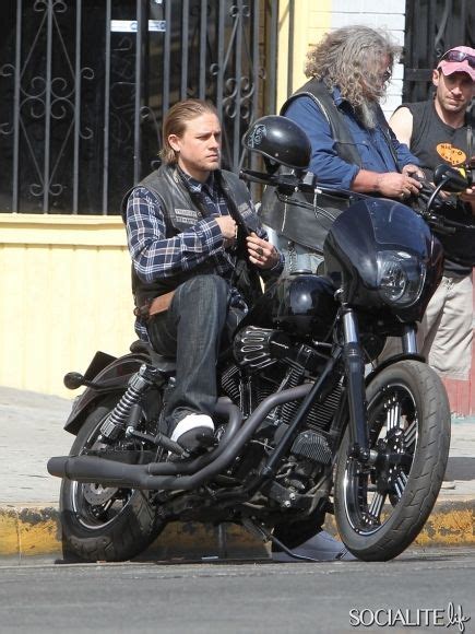 I got used it, and soon the answer was that i didn't care, but as season 7 and the series draws to a close, hunnam's accent is going off the rails. Charlie on his bike on set-Season 7-First Day | Sons of ...