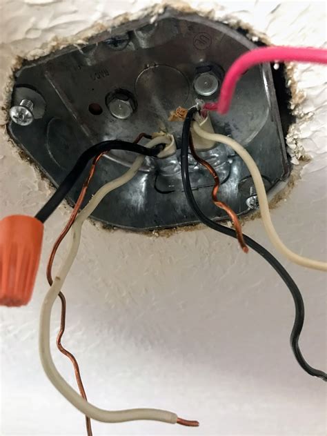 The pitched blades create air flows that produce better air circulation, thus helping cool the body. electrical - How do I wire my ceiling fan with two ...