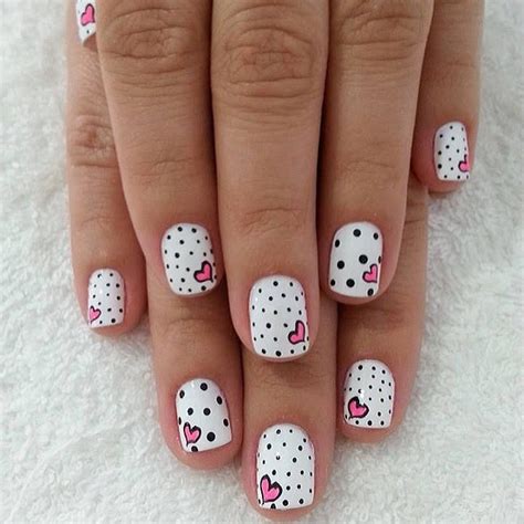 Valentine's Day Nail Art - DipFeed Best choice in quality nail dip powder.