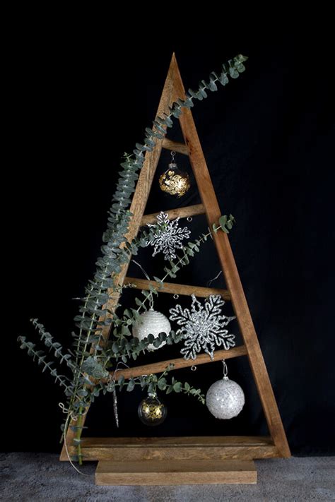 Deinen eigenen holz weihnachtsbaum bauen. DIY WEIHNACHTSBAUM MIT EUKALYPTUS - Linda loves...DIY BLOG DIY