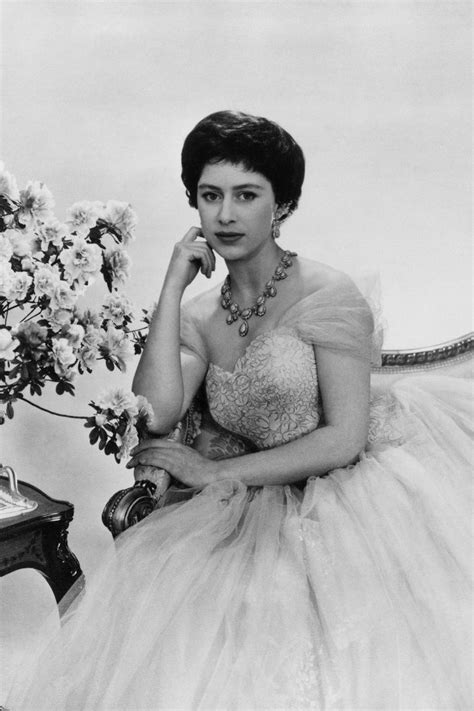 Princess Margarets Greatest Fashion Moments Through The Years