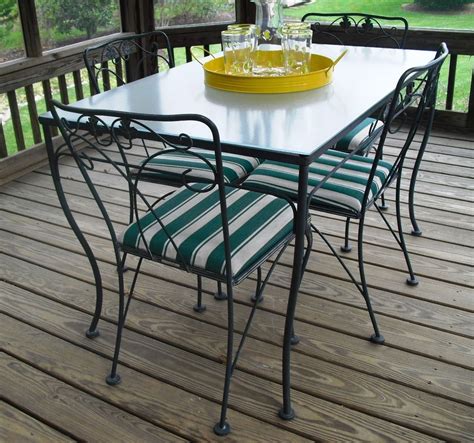 Shop at patiofurniture.com for the best wrought iron outdoor furniture colors and styles for patios effortlessly chic, wrought iron outdoor furniture is an enduring choice for style and durability. VINTAGE ANITQUE MEADOWCRAFT WROUGHT IRON GLASS TOP 5 PC ...