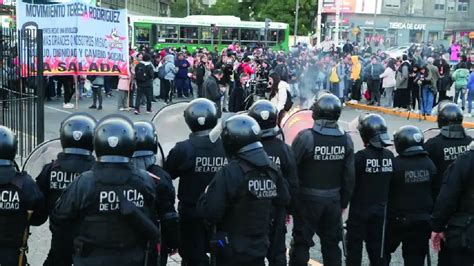 Muri Un Manifestante Hospitalizado Tras La Represi N De La Polic A De