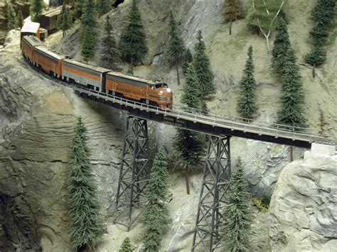 William Roaders Share Model Railroad Trestle Plans