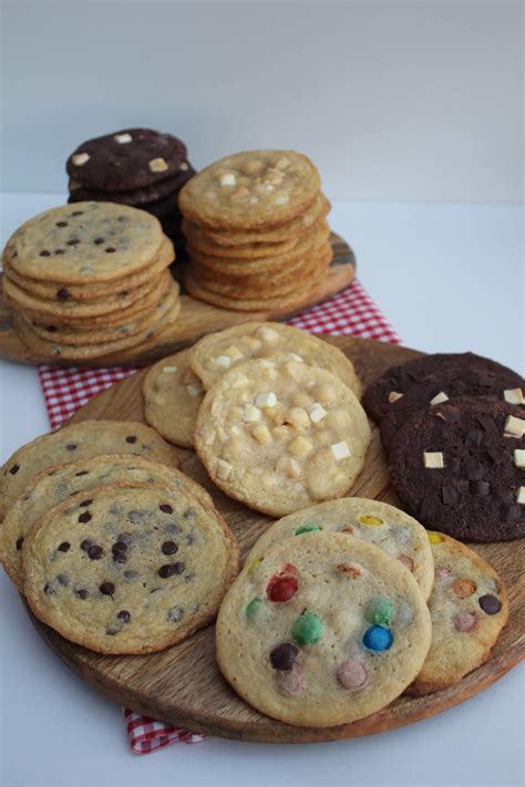 Subway Cookies