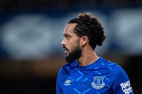 The everton community on reddit. Walcott calls Everton youngster the best he's ever seen in ...