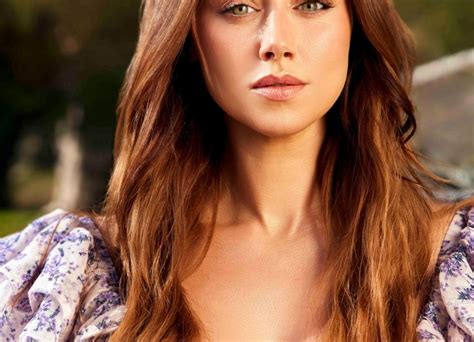 Tipperary Singer Songwriter Una Healy Announced As First Irish Face Of