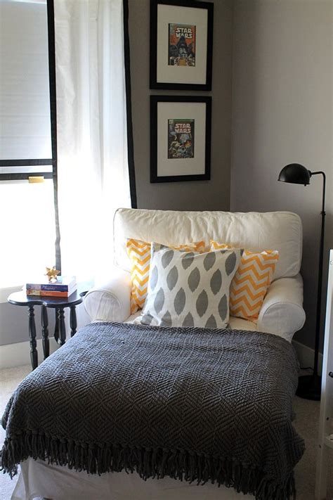 Accent chairs are designed to suit in with any kind of bedroom arrangement. How to Create a Relaxing Reading Corner