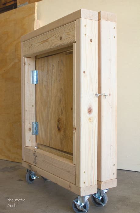 This is a simple, cheap, beginner folding workbench for garages. Folding Mobile Workbench - Video Tutorial | Pneumatic Addict