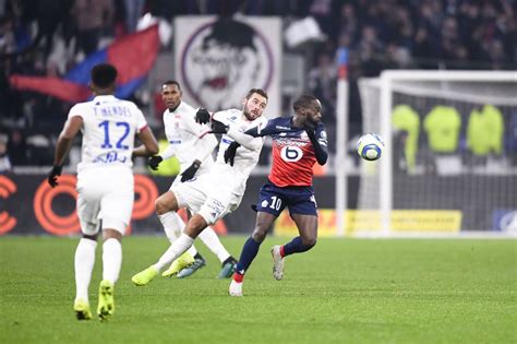 Mené de deux buts après 35 minutes de jeu à lyon dimanche soir, lille a arraché la victoire à la 85e minute grâce notamment à burak yilmaz, auteur d'un doublé et d'une passe décisive. Lyon-Lille: sur quelle chaîne voir le match de Coupe de la... - Télé Star