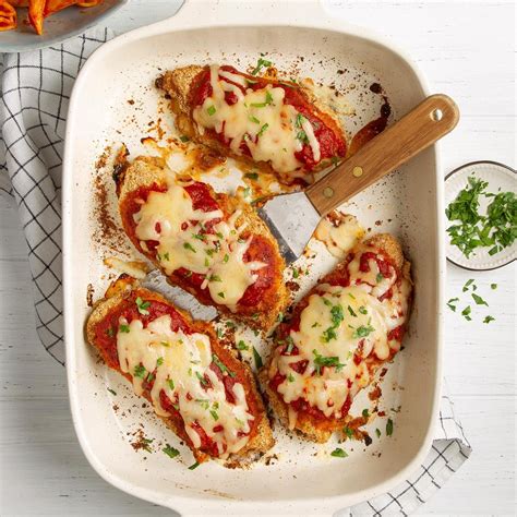 Baked Chicken Parmigiana Recipe How To Make It Taste Of Home