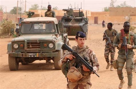 Liptako is an historic region of west africa. Dans le Liptako Gourma : Barkhane maintient une forte ...