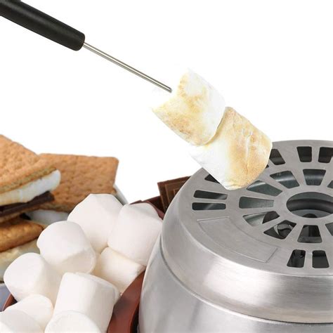 Flameless Marshmallow Toaster Lets You Make Smores Indoors