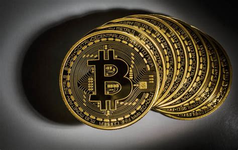 The first, and most widely accepted, is that it involves a price of an asset that rises substantially above its fundamental and then. Bitcoin $10,000 price: Is it achievable or will the bubble ...
