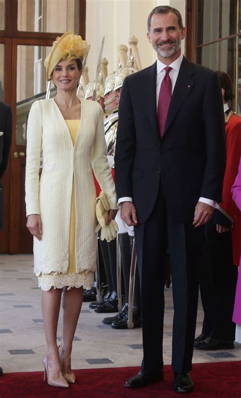 Queen Letizia Of Spains Most Elegant Style Moments In 2020 Queen