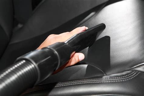We only offer the highest quality window tinting films so whether you'd like us to tint your home, office, yacht or car windows your satisfaction is 100% guaranteed. Car Detailing, Mobile Detail, Orlando FL