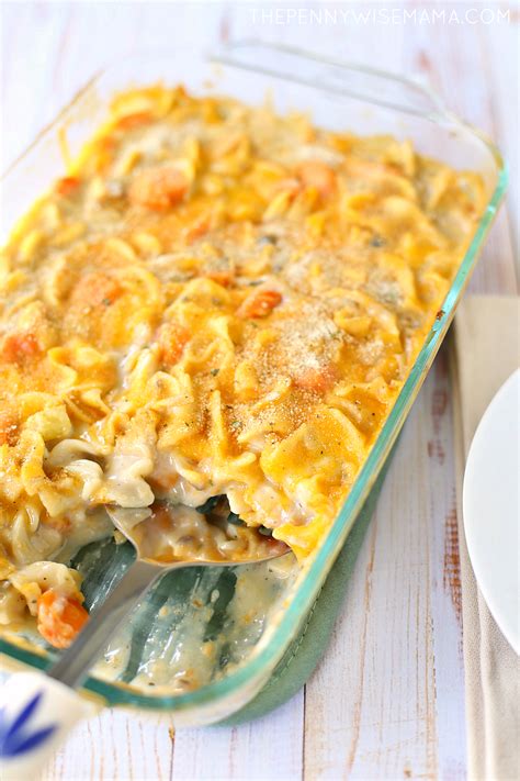 Cheesy Chicken Noodle Casserole The Pennywisemama