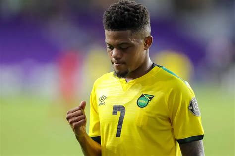 Leicester City Among Several Premier League Clubs After Leon Bailey