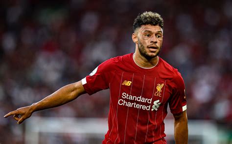 Find the perfect alex oxlade chamberlain stock photos and editorial news pictures from getty images. Alex Oxlade-Chamberlain wing role must be temporary