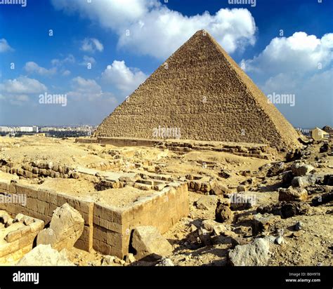 Pyramide De Gizeh Complexe Grande Pyramide De Gizeh Le Caire Egypte