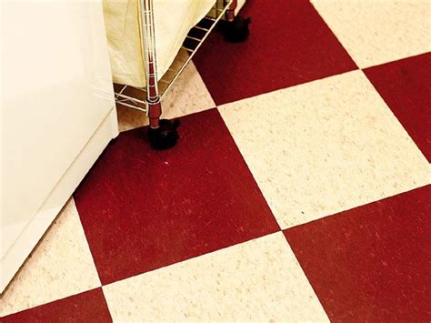 Vinyl Floor Tilesi Would Love This In Your Kitchen Just A Little