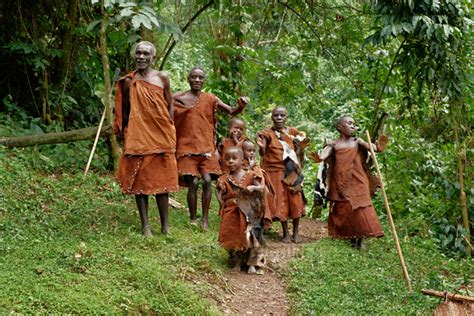 Travel4pictures Local Tribe 2010 Local Tribe Of Twa Or Batwa Pygmies