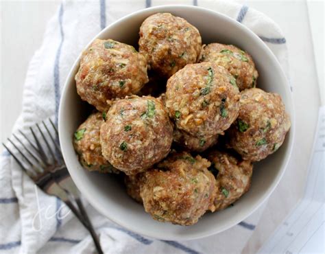 At mariano's, we want to help you shop well. Turkey Meatballs with Apple, Spinach and Provolone - Jehan ...