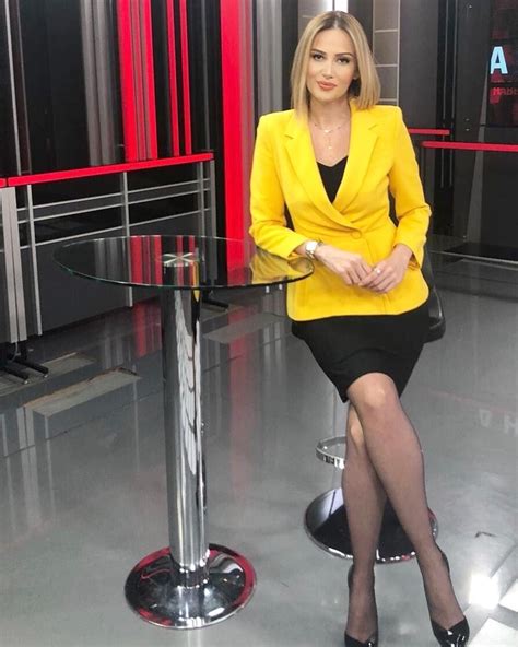 Ntv spikeri buse yıldırım/gündemden sohbetler. Bakınız hazırız🥰 Haftaya başlıyoruz😊 00:00'da ekrandayız ...