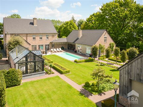 File your taxes online for free! Prachtig gelegen villa op 2ha met poolhouse ...