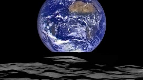 Gorgeous New Nasa Image Shows Earth Rising Over The Moon Huffpost