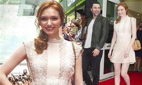Poldarks Eleanor Tomlinson Flaunts Her Lithe Legs In A Racy Lace Mini Dress Daily Mail Online