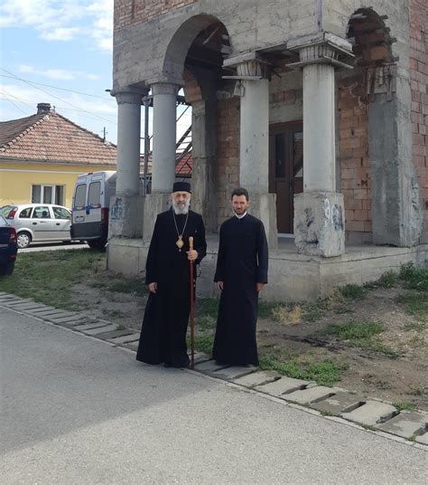 Arhiepiscopul Irineu Vizită Pe șantierul Noii Biserici A Parohiei